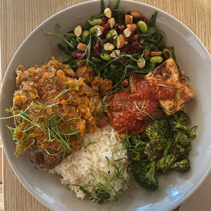 review photo of Restaurante Vegano Cardamomo Menú del día shared by @allisoncamachg on 17 Mar 2022 - review