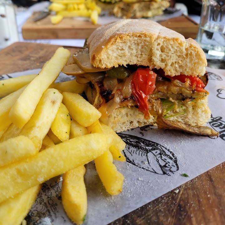 photo of Prosit Bierhaus Sánguche Vegano shared by @jorjac on  12 Oct 2021 - review