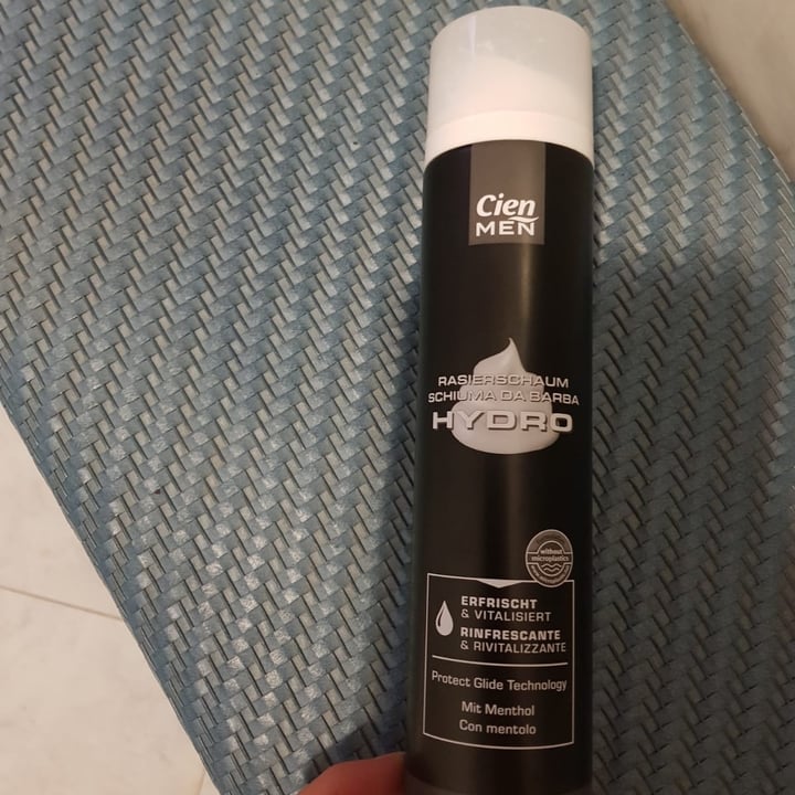 review photo of Cien schiuma da barba hydro shared by @denisec22 on 01 Jun 2022 - review