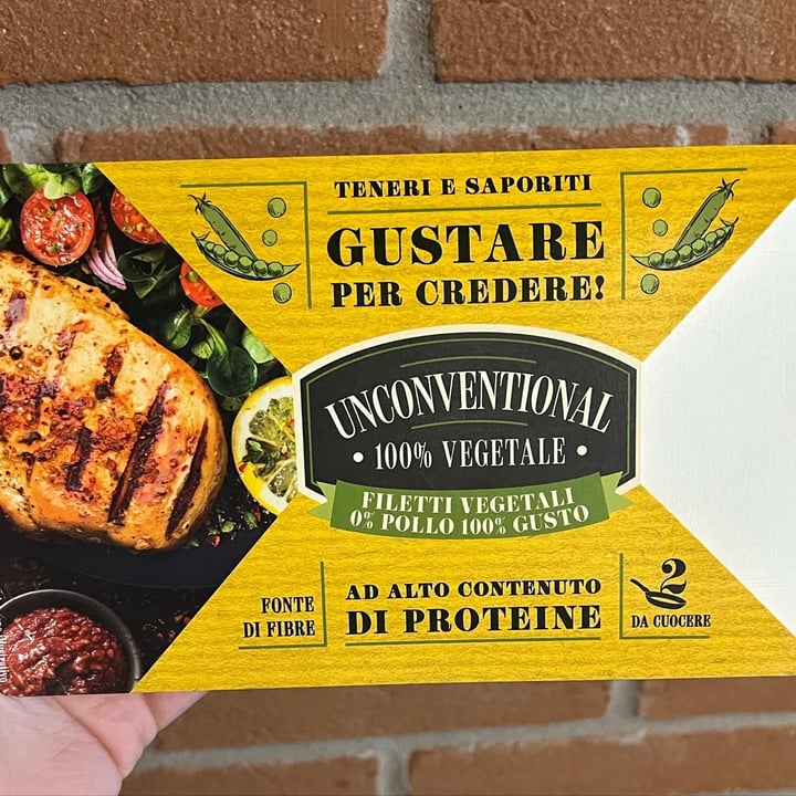 photo of Unconventional Filetti Vegetali 0% Pollo 100% Gusto - Plant Based Fillet shared by @valevillacci on  16 Jan 2022 - review