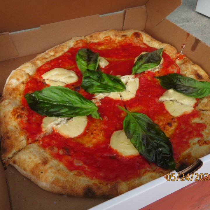 photo of Double Zero Margherita pizza shared by @tracyrocks on  02 Oct 2020 - review