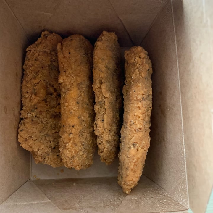 photo of Odd burger Chickun Pretenders shared by @sabrinarm on  06 Jan 2022 - review
