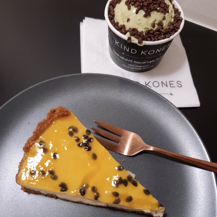 review photo of Kind Kones Paragon Keto Avocado Coconut shared by @karinto on 05 Dec 2021 - review