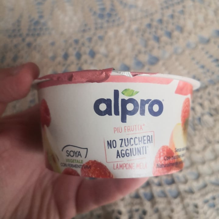 photo of Alpro Alpro raspberry apple shared by @auroragulli on  14 Dec 2021 - review