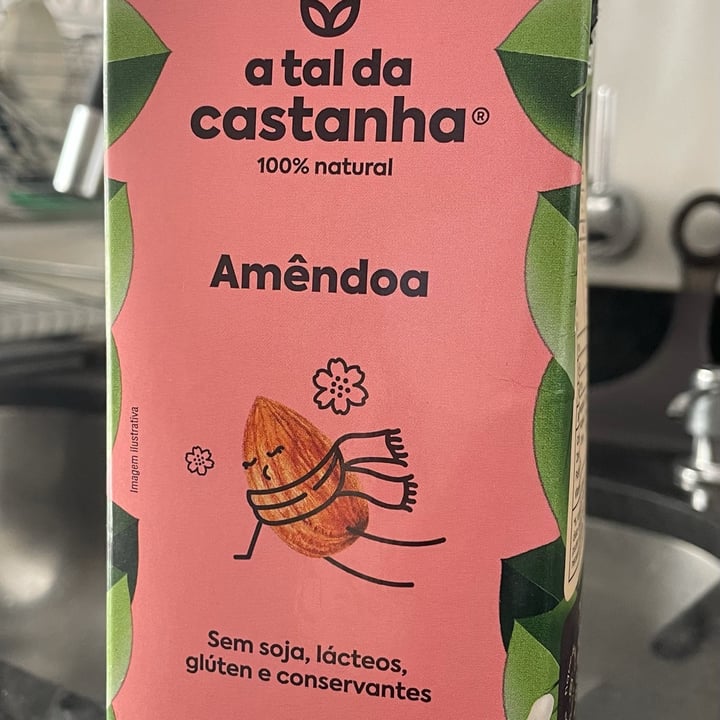 review photo of A Tal da Castanha Leite De Amêndoas shared by @crizajac on 16 Apr 2022 - review