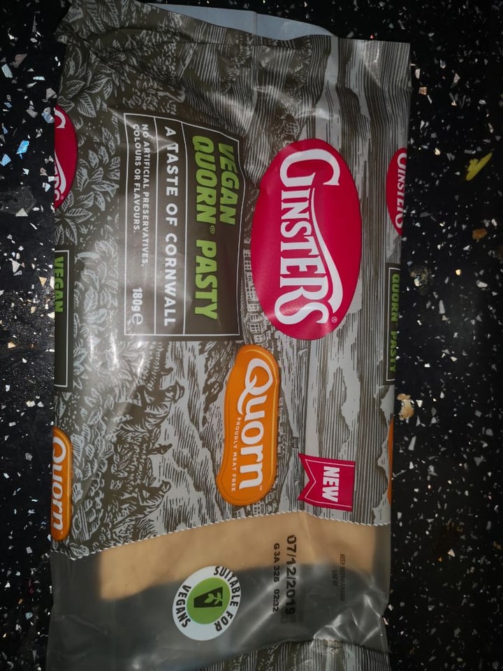photo of Ginsters Vegan Quorn Pasty shared by @paulinethenewarc on  04 Dec 2019 - review