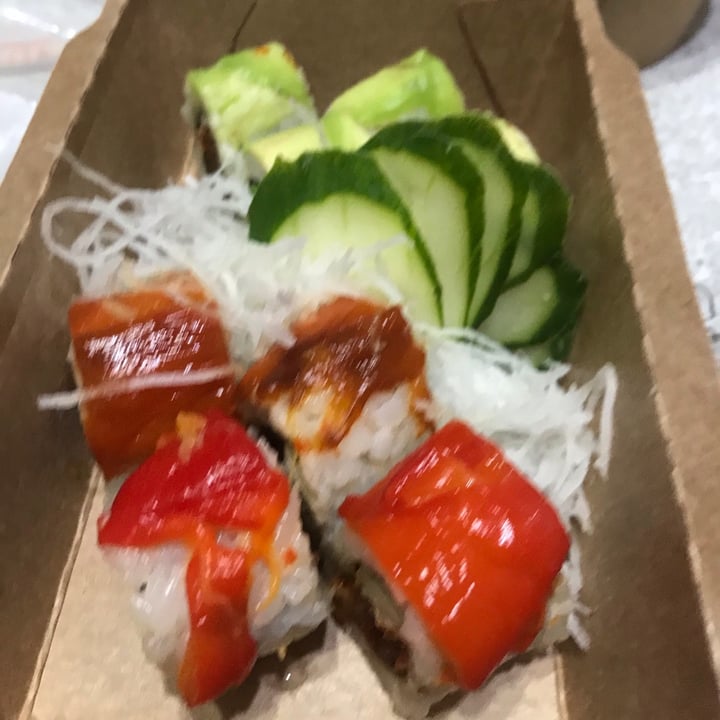 photo of Let it V - Vegan Sushi Combo 15 Piezas Sushi shared by @camibrazuna on  23 Jul 2020 - review
