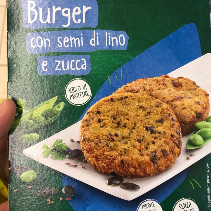 photo of Vemondo Burger Con Semi Di Lino E Zucca shared by @lisbethsalander on  19 Apr 2022 - review