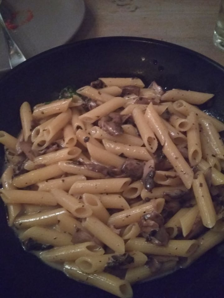 review photo of Italian restaurant Gemma Vegan funghi pasta shared by @brombit on 02 Sep 2019 - review