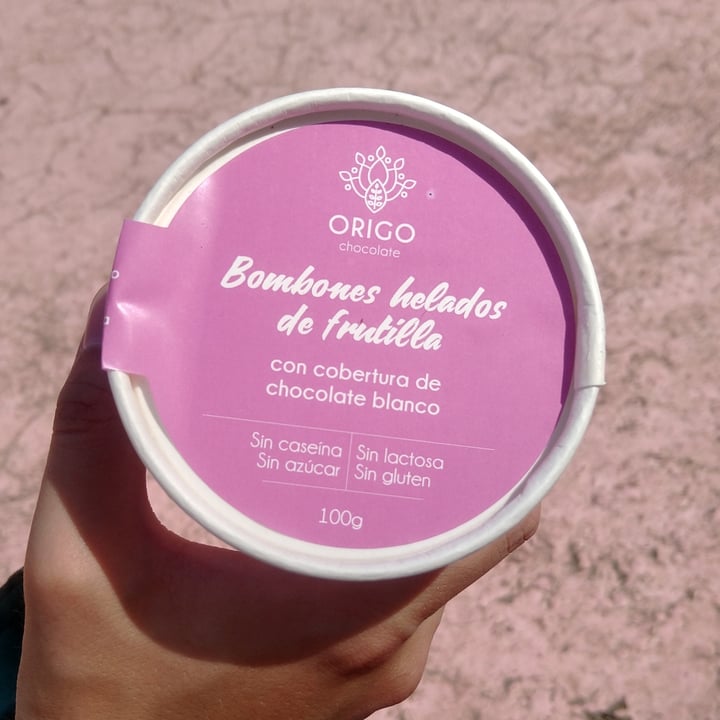 photo of Origo Bombón Helado De Frutilla Con Cobertura De Chocolate Blanco shared by @aldyflorent on  03 Jan 2022 - review