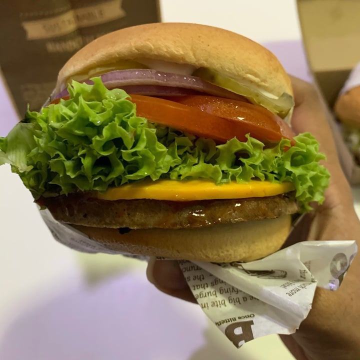 photo of VeganBurg Singapore Smokey BBQ burger shared by @jashment on  11 Oct 2020 - review