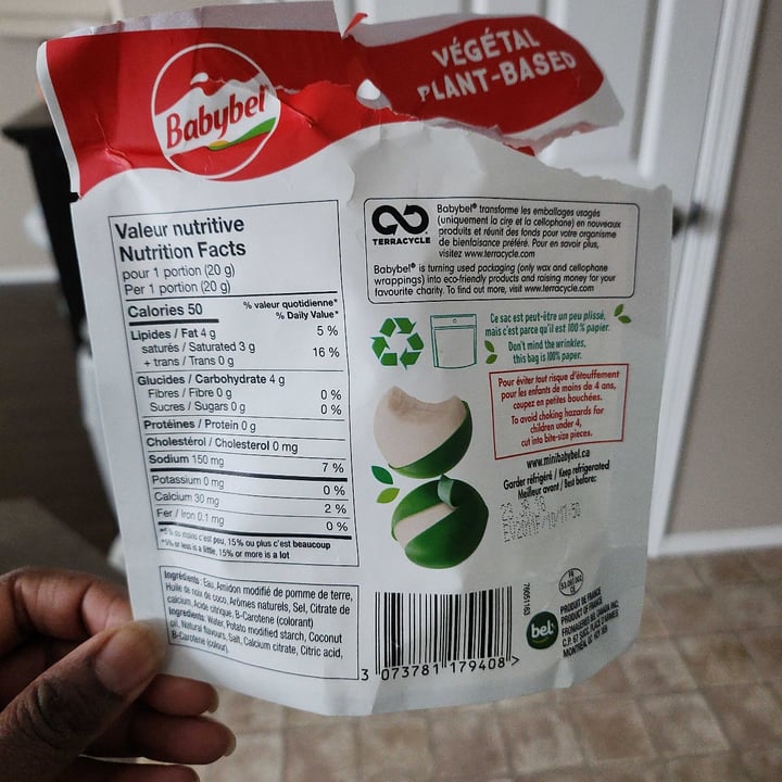 review photo of Babybel Plant-Based Cheese Alternative shared by @peachycantelo on 07 Dec 2022 - review