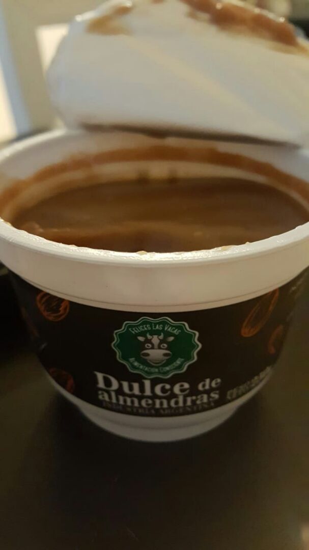 review photo of Felices Las Vacas Untable de Almendras sabor Dulce de Leche shared by @camil on 30 Aug 2019 - review