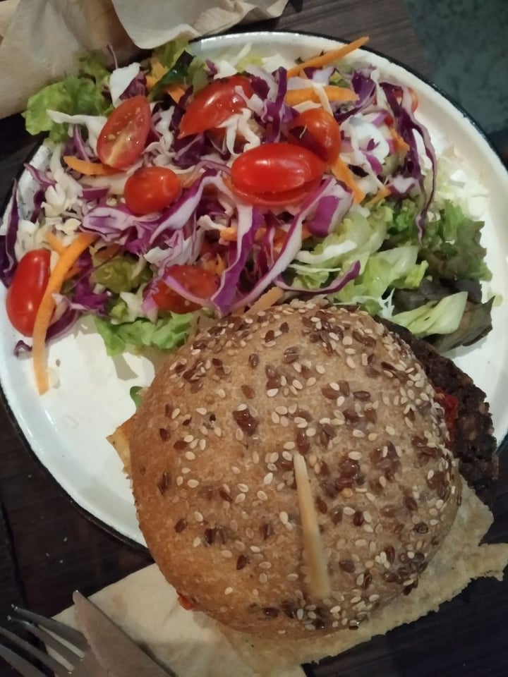 photo of Estilo Veggie Hamburguesa Gaia shared by @barweimberg on  19 Jan 2020 - review