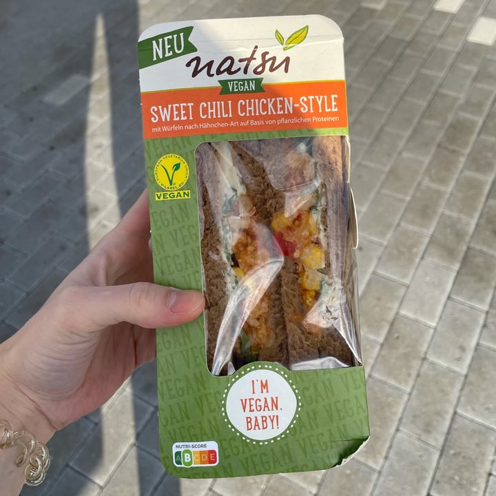 photo of Natsu Sweet chili chicken style sandwich shared by @fbradaschia on  05 Dec 2021 - review