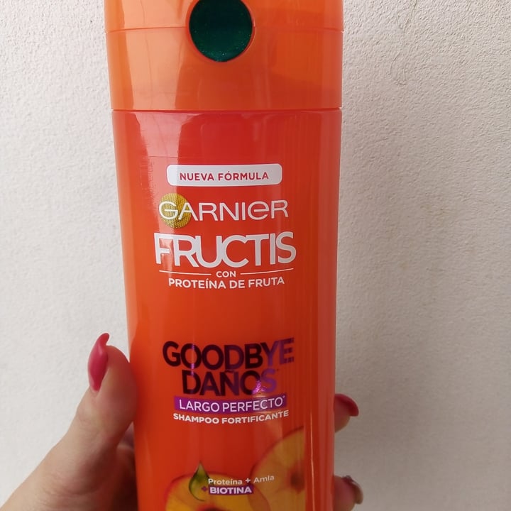 photo of Garnier Fructis Shampoo Goodbye Daños Largo Perfecto shared by @dailongobucco on  29 Jul 2020 - review
