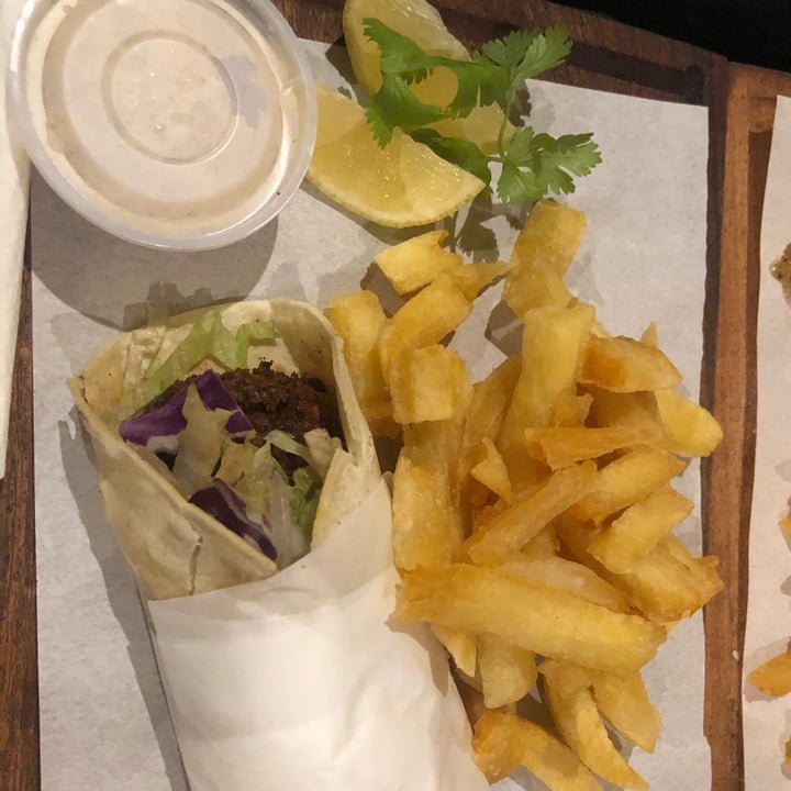 photo of Pola Falafel shared by @valenequiza on  22 Mar 2021 - review
