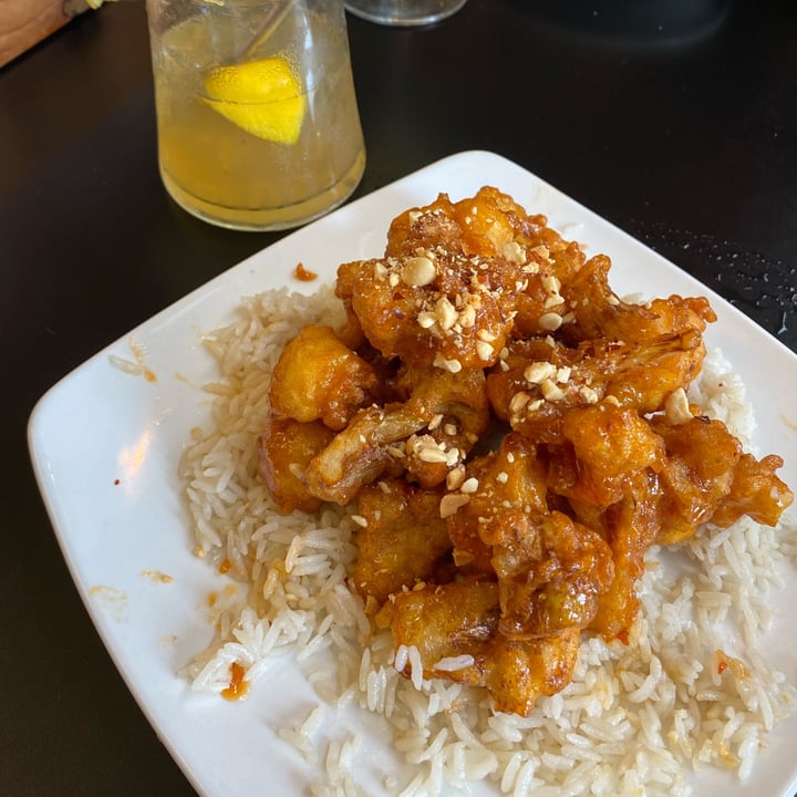 photo of Nosh Eatery Kungpao Cauliflower & Rice shared by @bailythompson on  20 Jun 2022 - review