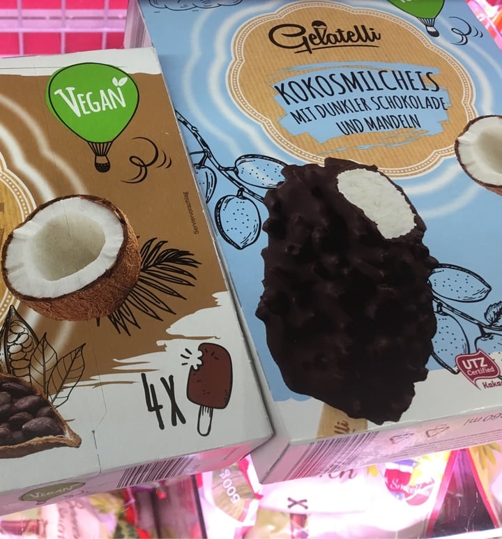 photo of Gelatelli Kokosmilcheis mit dunkler Schokolade und Mandeln shared by @janeschmitt1 on  25 May 2020 - review