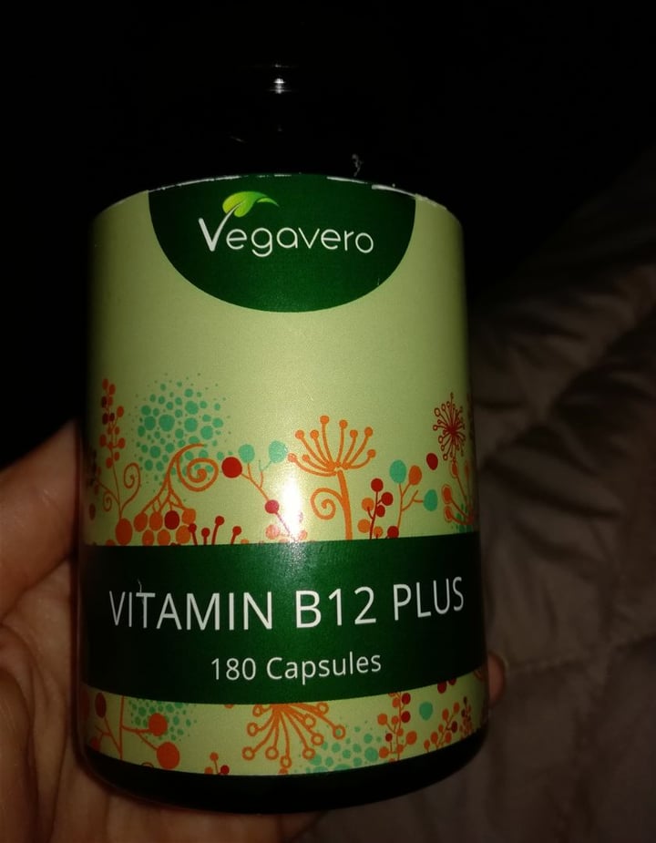 photo of Vegavero B12 vegavero shared by @miriamealbertoveg on  18 Mar 2020 - review