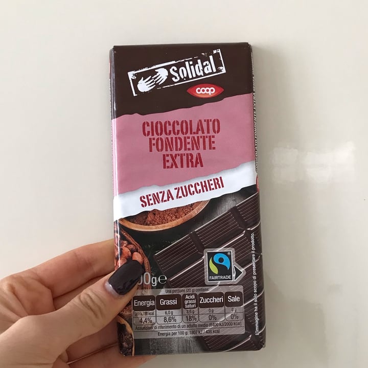 photo of Solidal coop Cioccolato Fondente Extra Senza Zuccheri shared by @francineveg on  02 Oct 2021 - review