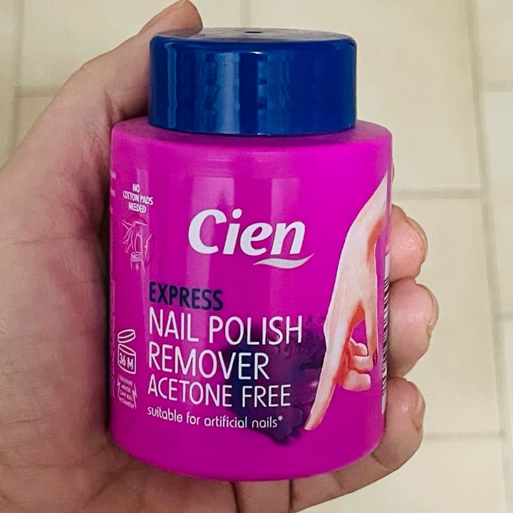 review photo of Cien Express nail polish remover shared by @natnat22 on 13 May 2022 - review