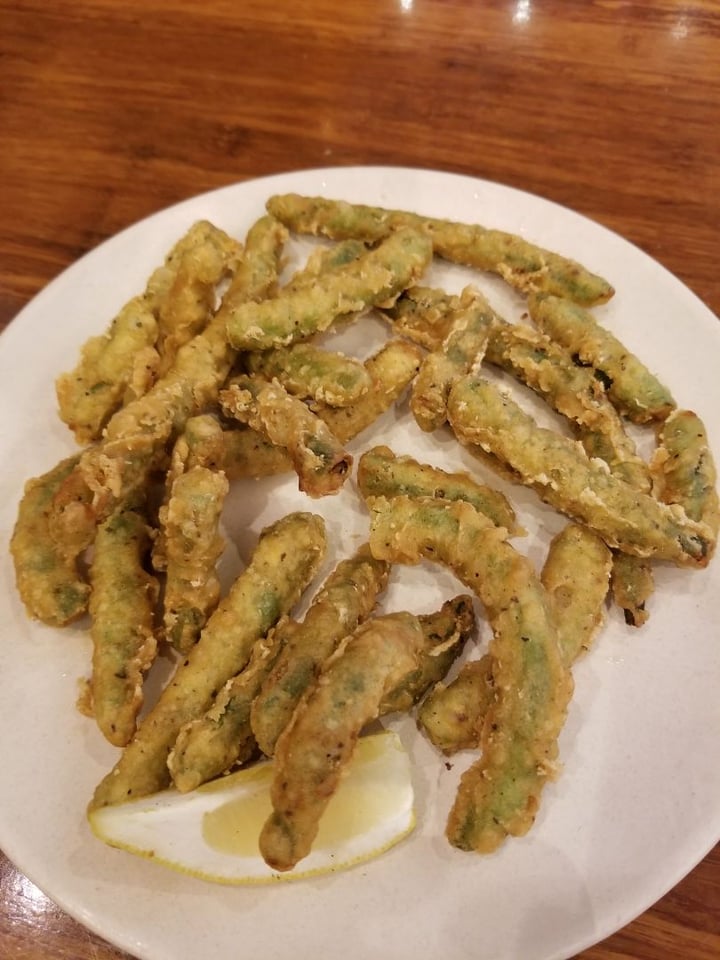 photo of Veggie Grill Tempura green bean stack shared by @sammfortheoceans on  10 Dec 2019 - review