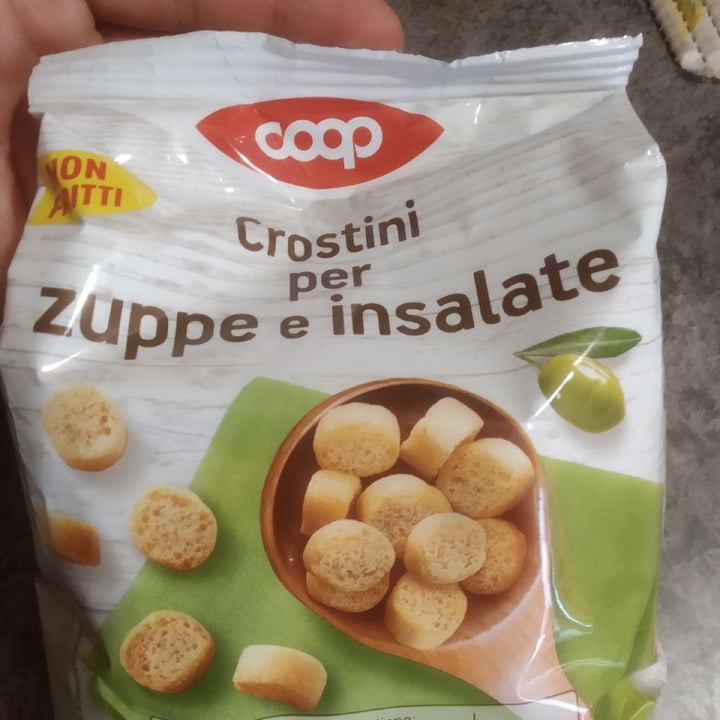 photo of Coop Crostini per zuppe e insalate shared by @susannabije on  01 Jul 2022 - review