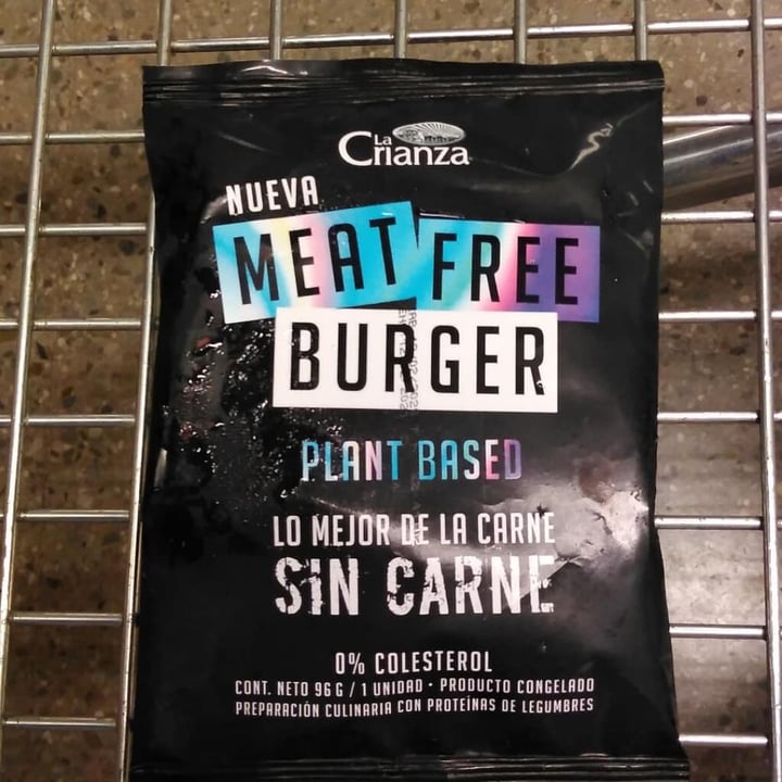 photo of La Crianza Meat Free Burger shared by @karinapuvogel on  10 Mar 2020 - review