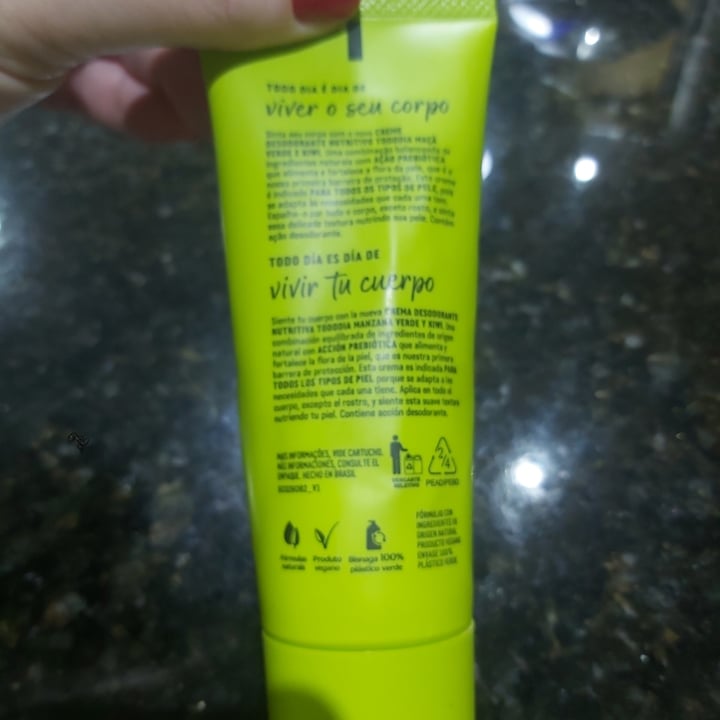 photo of Natura Creme para o corpo. Maçã e cardamomo shared by @fabianedias23 on  08 May 2022 - review