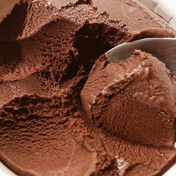 review photo of The Ice Cream & Cookie Co Vegan Dark Chocolate Ice Cream shared by @sazzie on 28 Nov 2019 - review