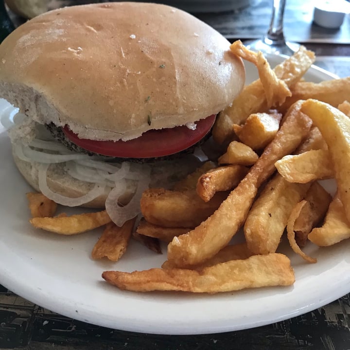 review photo of Ti Voglio Tanto Hamburguesa De Porotos Y Calabaza shared by @noemariel on 03 Apr 2021 - review