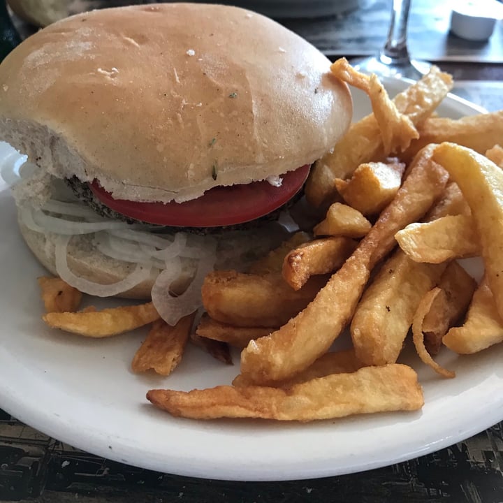 photo of Ti Voglio Tanto Hamburguesa De Porotos Y Calabaza shared by @noemariel on  03 Apr 2021 - review