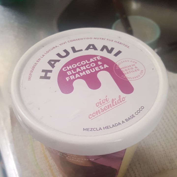 photo of Haulani Helado de Chocolate Blanco y Frambuesas shared by @vulcana on  11 Dec 2020 - review