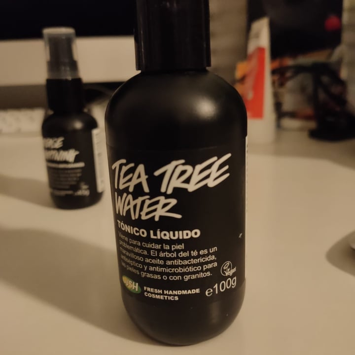 photo of LUSH Fresh Handmade Cosmetics Tea Tree Water shared by @newrachel on  12 Dec 2020 - review