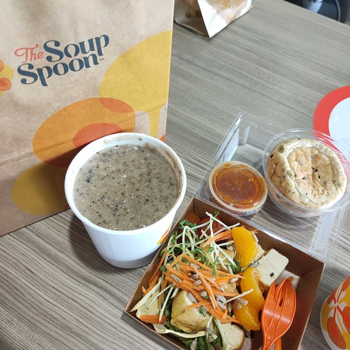 photo of The Soup Spoon Asian Tofu Salad shared by @nattiah01 on  23 Jun 2021 - review