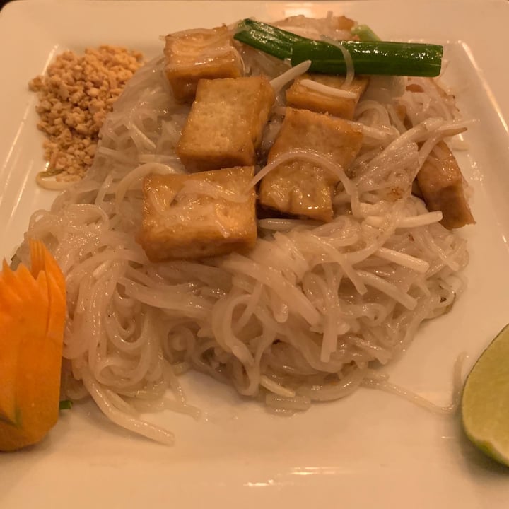 review photo of Rice Paper Thai Cuisine Tofu Pad Thai shared by @ashes on 13 Dec 2020 - review