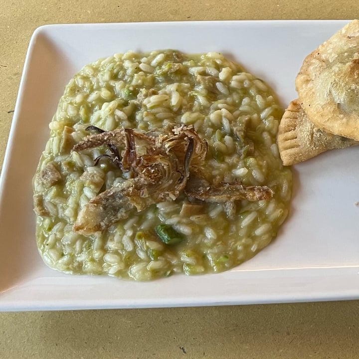 review photo of Lo Fai Risotto agli Asparagi Con Salsiccia Veg E Carciofi Croccanti shared by @valevillacci on 08 Apr 2022 - review