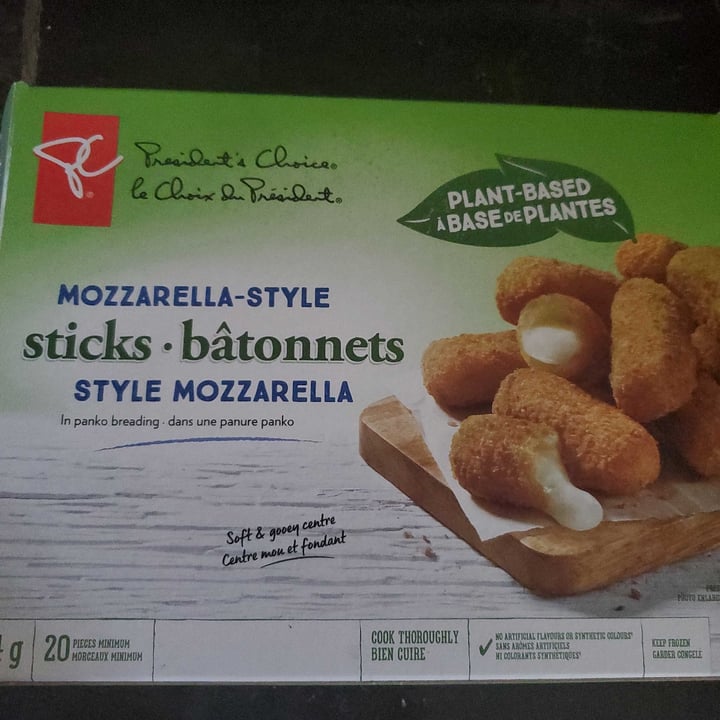 review photo of President's Choice Mozzarella Style Sticks shared by @sdunn on 24 Jun 2021 - review