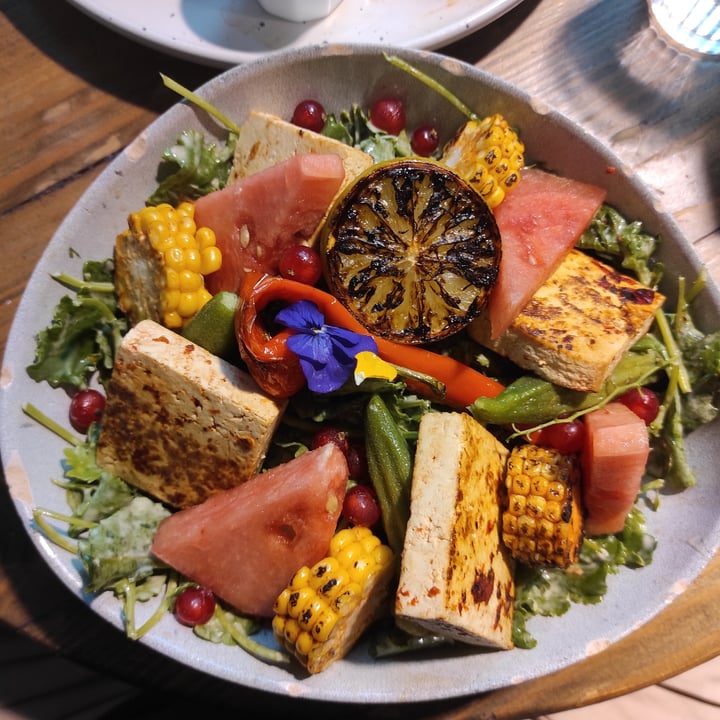 photo of Aujourd'hui Demain SEASONAL BOWL : SPICY SUMMER - 15 EURO shared by @elan on  24 Jul 2021 - review