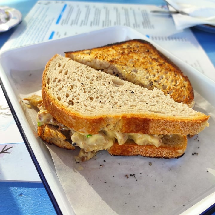 photo of Oh My Soul Cafe Chickless Mayo Toastie shared by @veganjumjum on  29 May 2021 - review