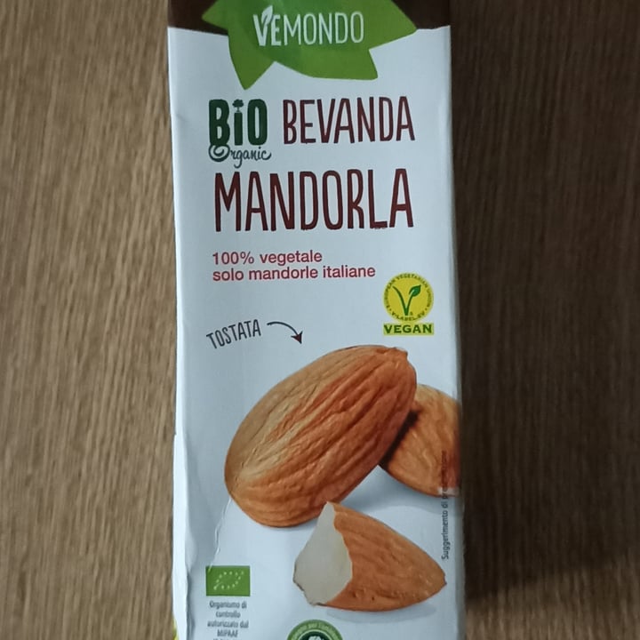 photo of Vemondo Latte di Mandorla shared by @asiaa on  27 May 2022 - review