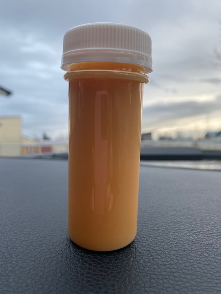 photo of The Wellness Bar Ginger Pineapple Shot shared by @strahberry on  04 Dec 2019 - review