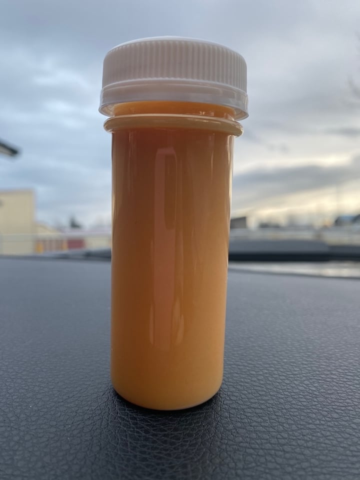 photo of The Wellness Bar Ginger Pineapple Shot shared by @strahberry on  04 Dec 2019 - review