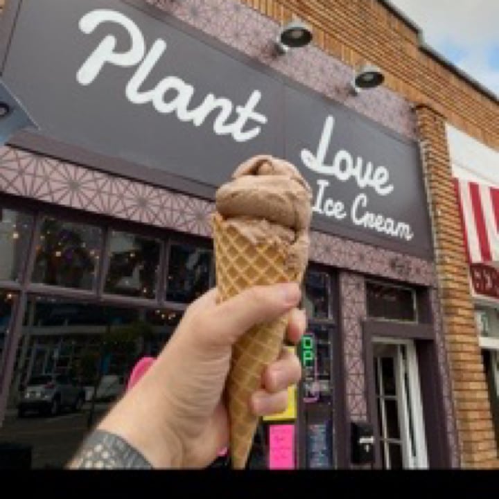 photo of Plant Love Ice Cream Chocolate PB Banana shared by @jennyhowe on  29 Apr 2020 - review