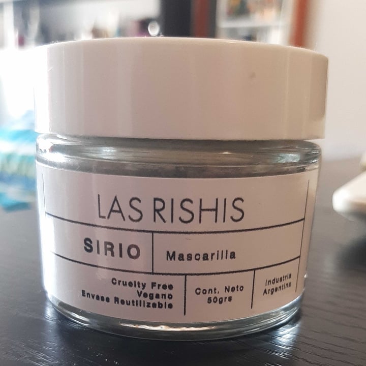 photo of Las Rishis Sirio Máscara De Carbón shared by @jazminlucia on  10 Mar 2022 - review