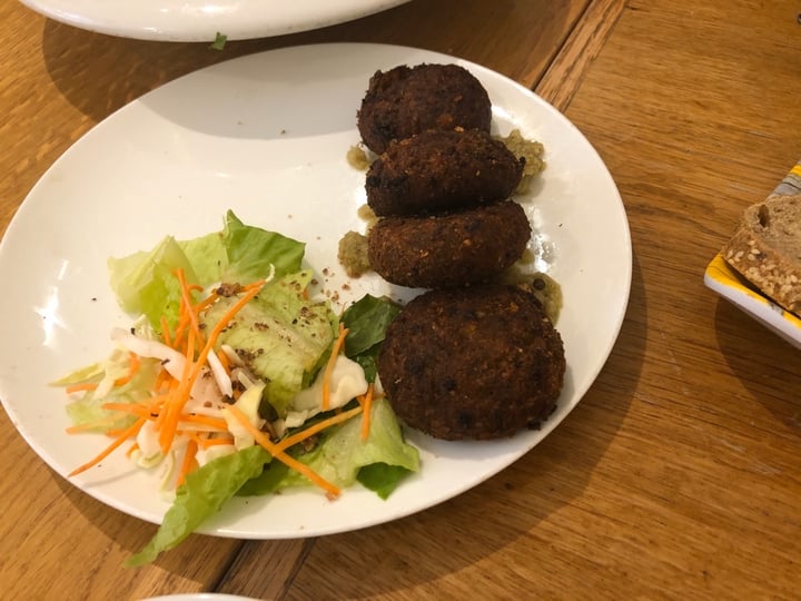 review photo of קפה גרג - Cafe Greg לביבות עדשים וצ׳יה shared by @michalbiel on 16 Mar 2020 - review