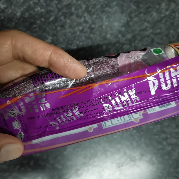 photo of Candy Stick Sour Punk Blueberry shared by @lunascorner on  23 Dec 2020 - review