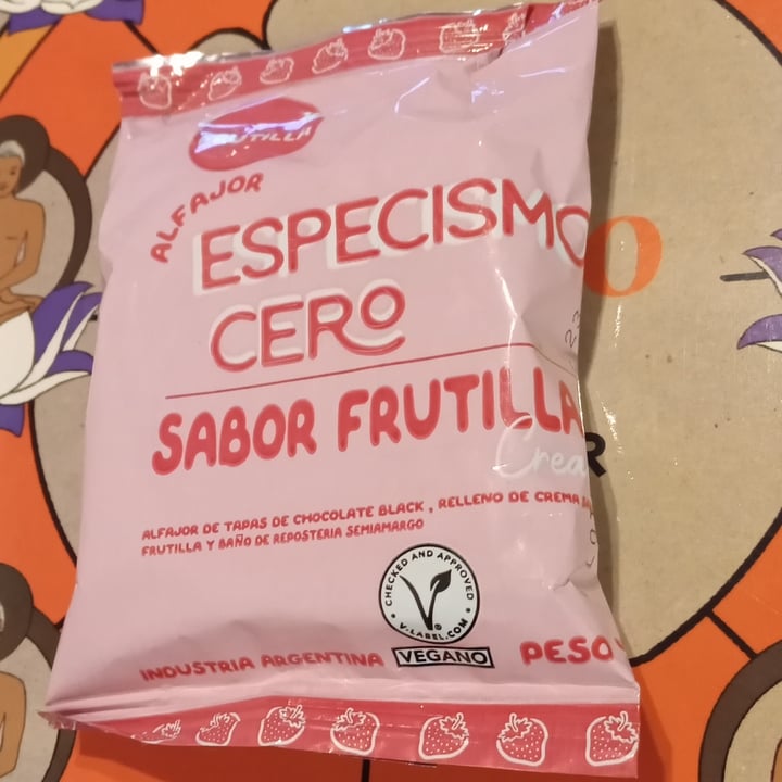 photo of Un Rincón Vegano alfajor especismo cero- Frutilla shared by @natalia22 on  15 Oct 2022 - review