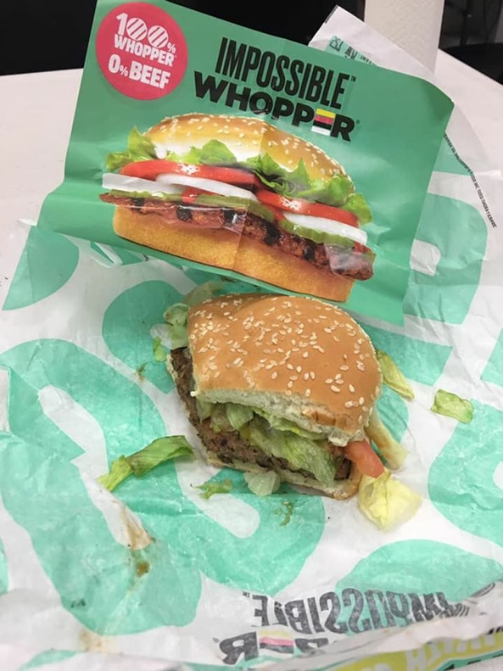 photo of Burger King Impossible Whopper shared by @brushmarius on  13 Nov 2019 - review